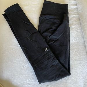 Black Alo leggings